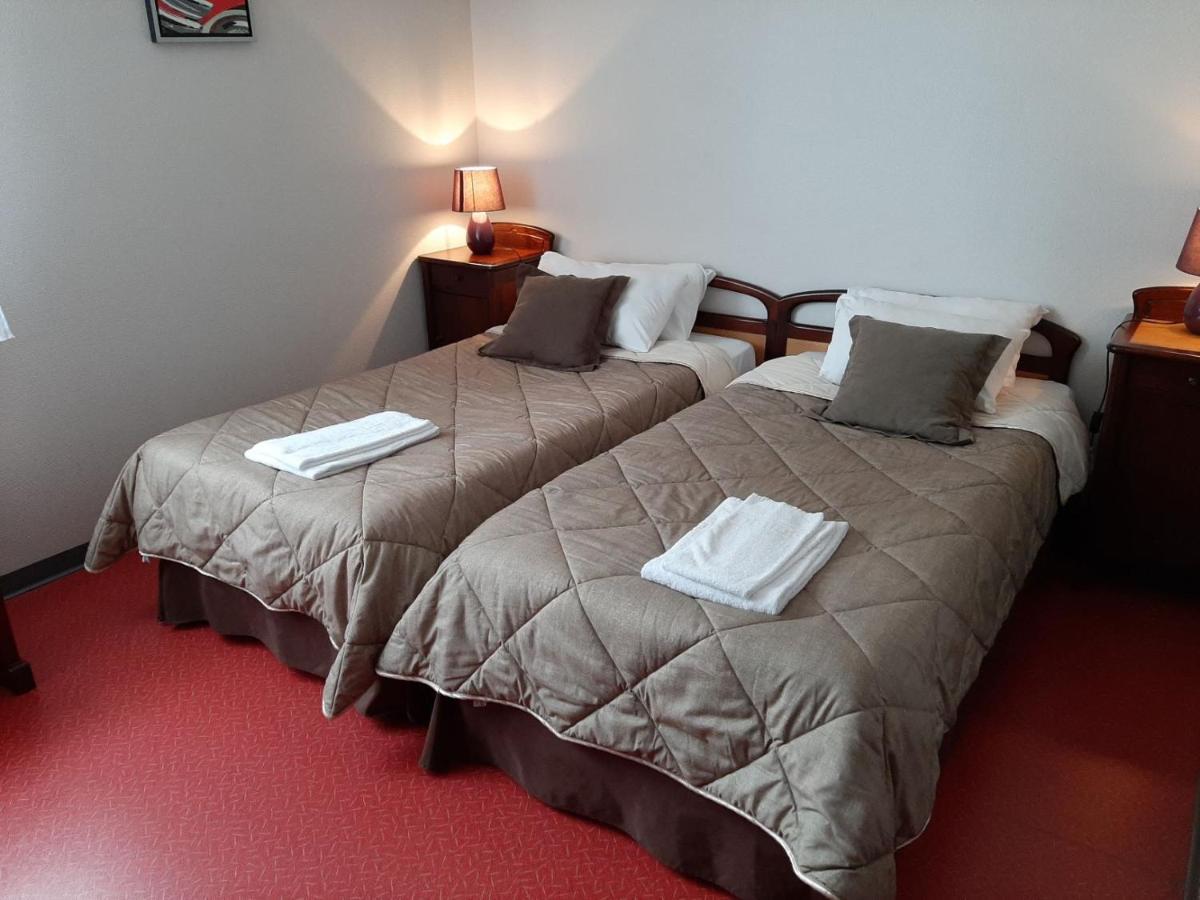 Hôtel le Grand Terre Chartronges Extérieur photo