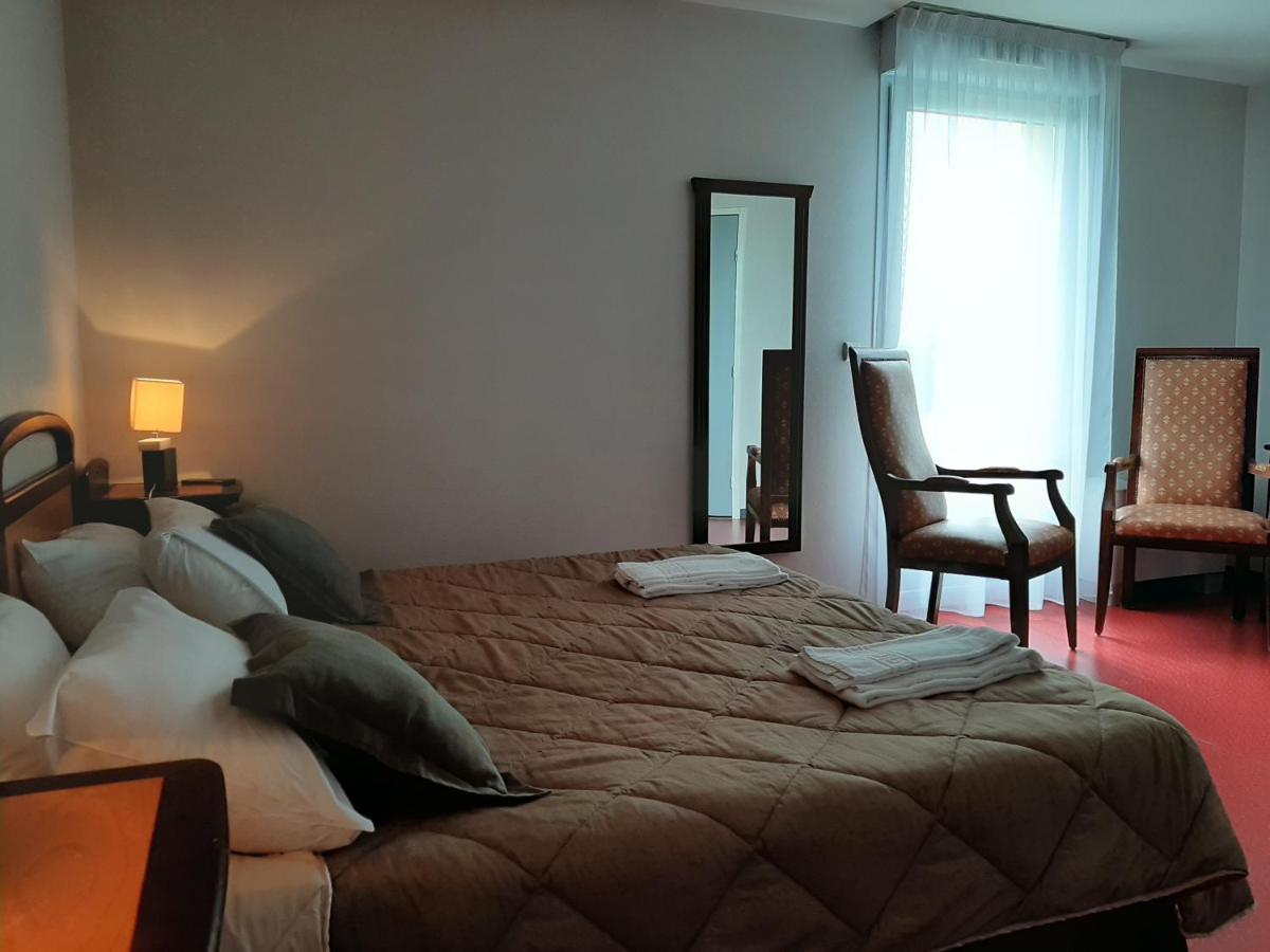 Hôtel le Grand Terre Chartronges Extérieur photo